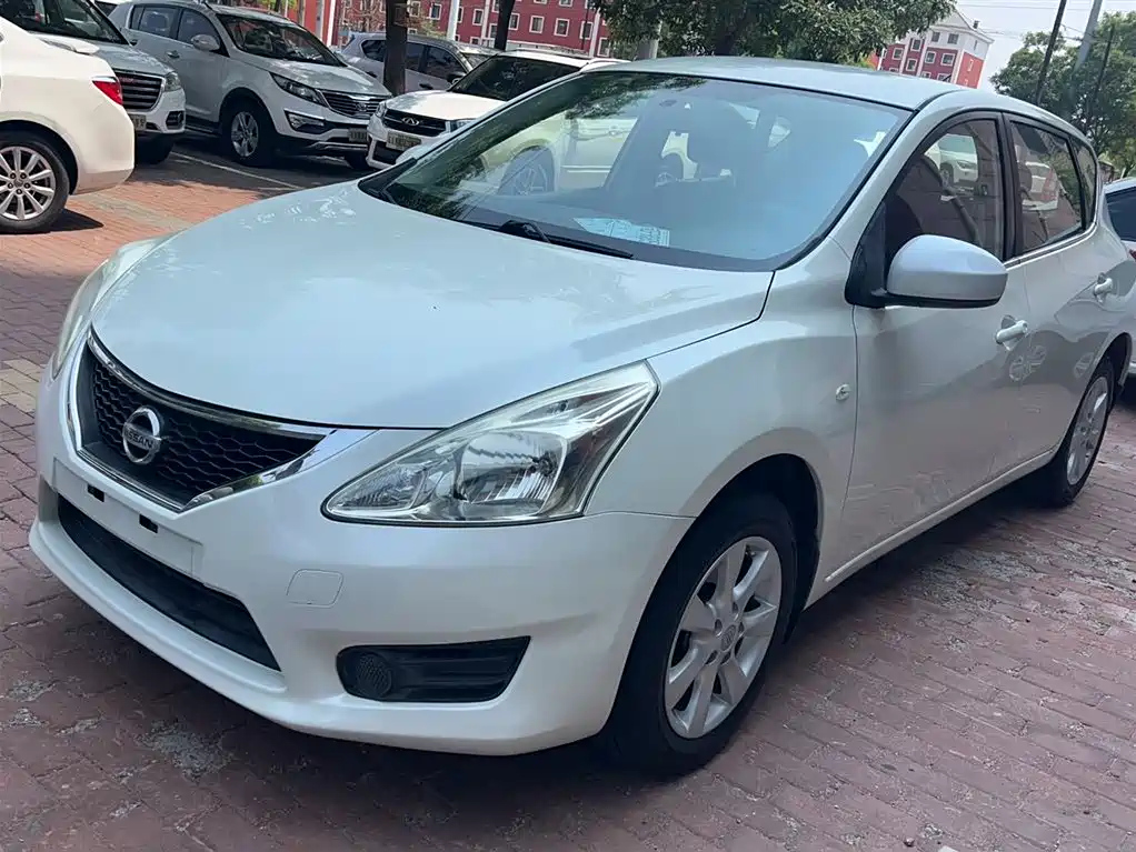 NISSAN TIIDA TIIDA 2014