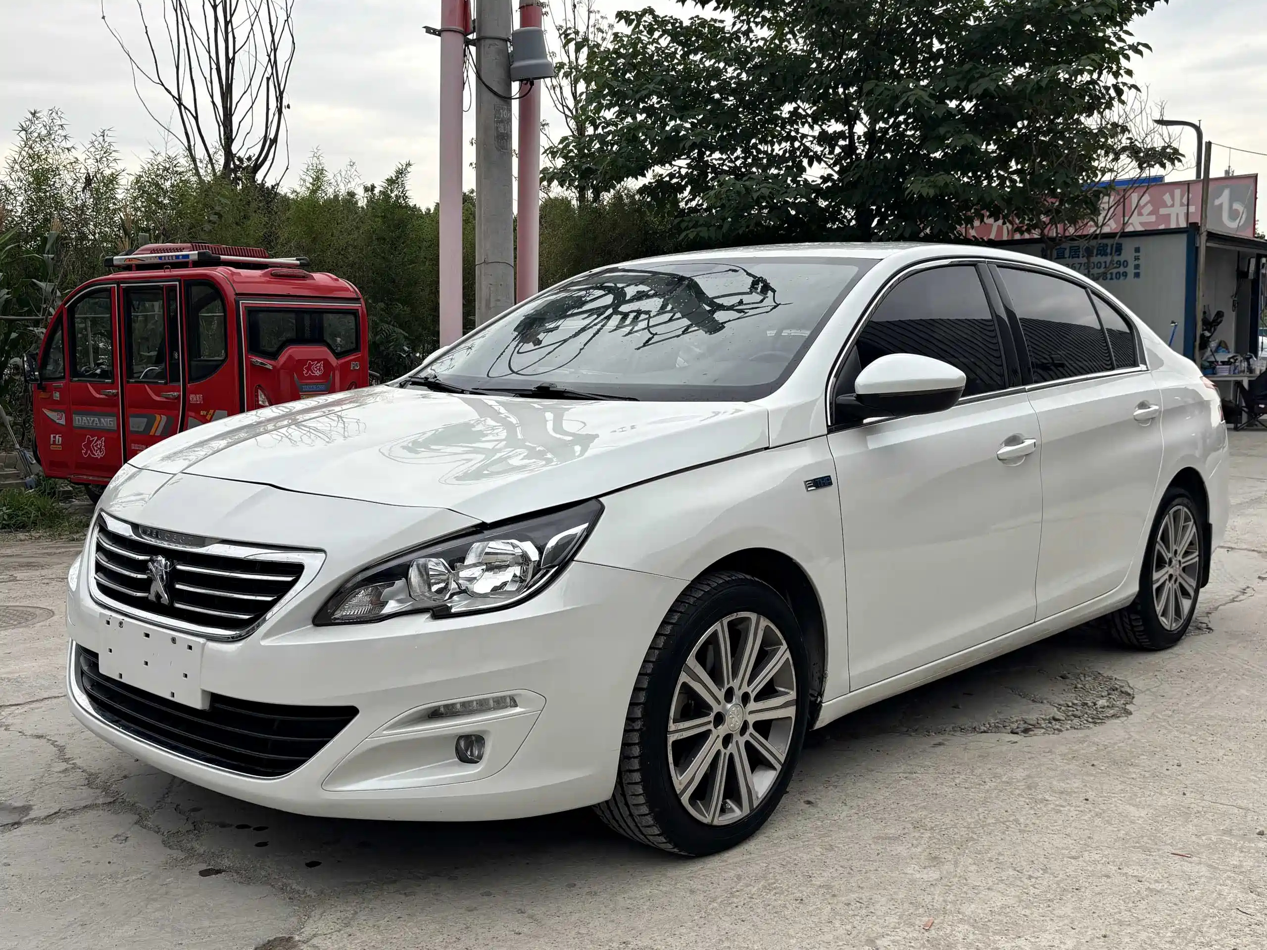 PEUGEOT 408 2016