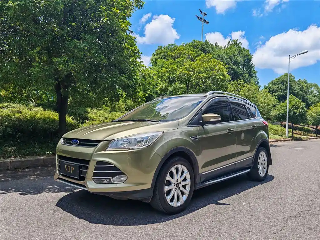 FORD ESCAPE