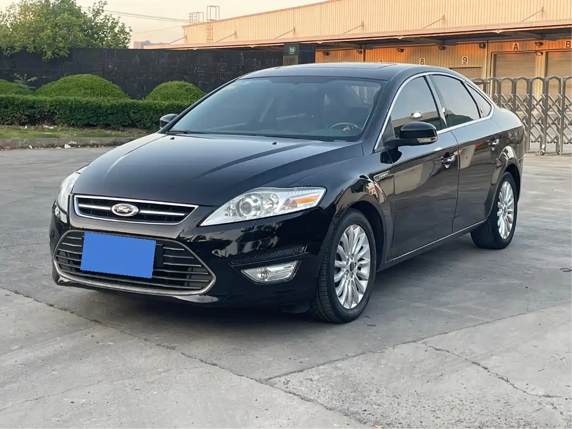 FORD MONDEO - WINNER 2011