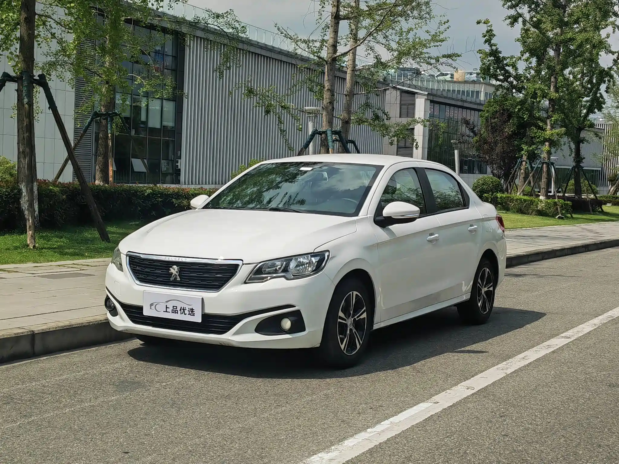 PEUGEOT 301 2017