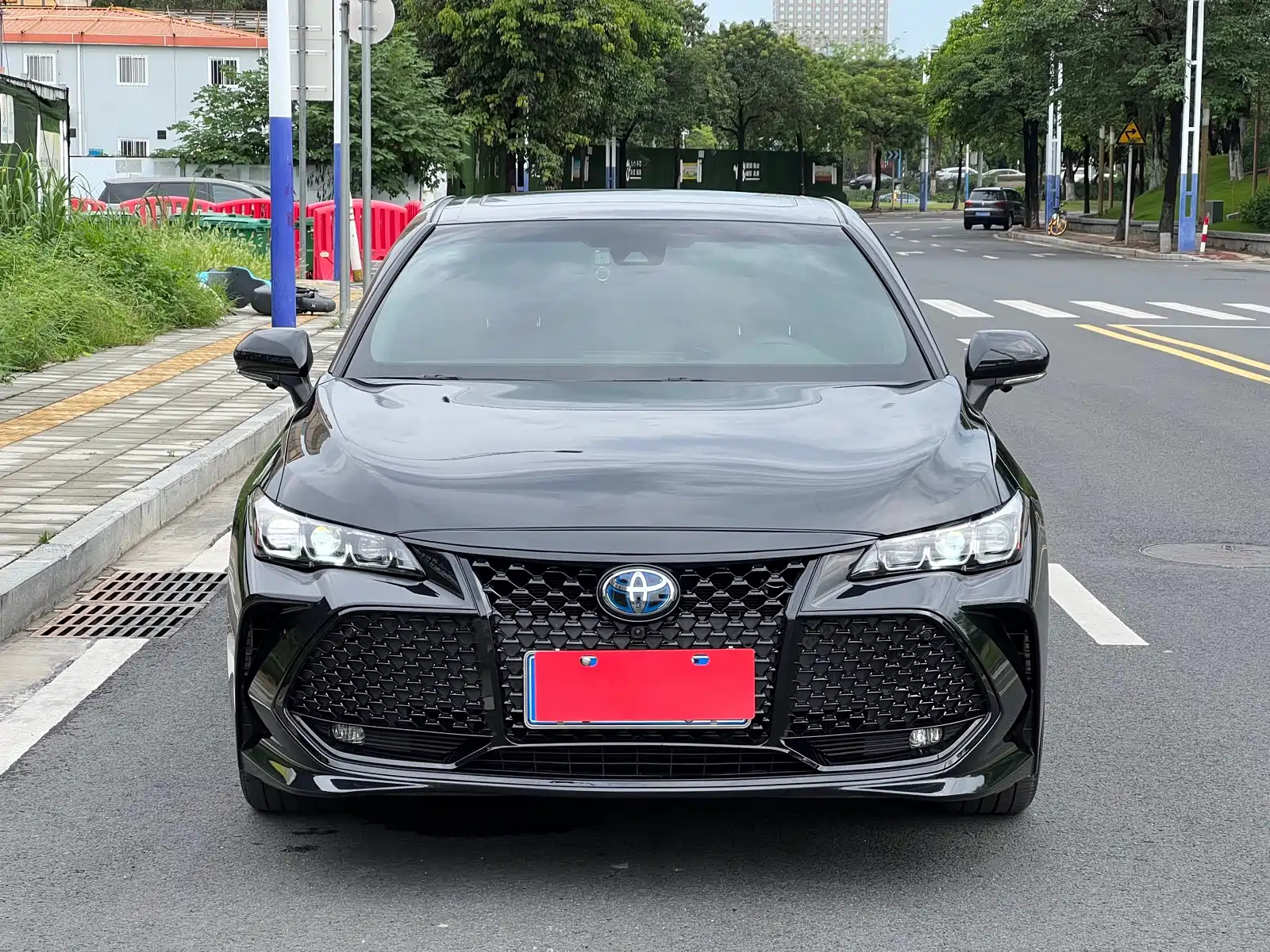 TOYOTA AVALON 2019
