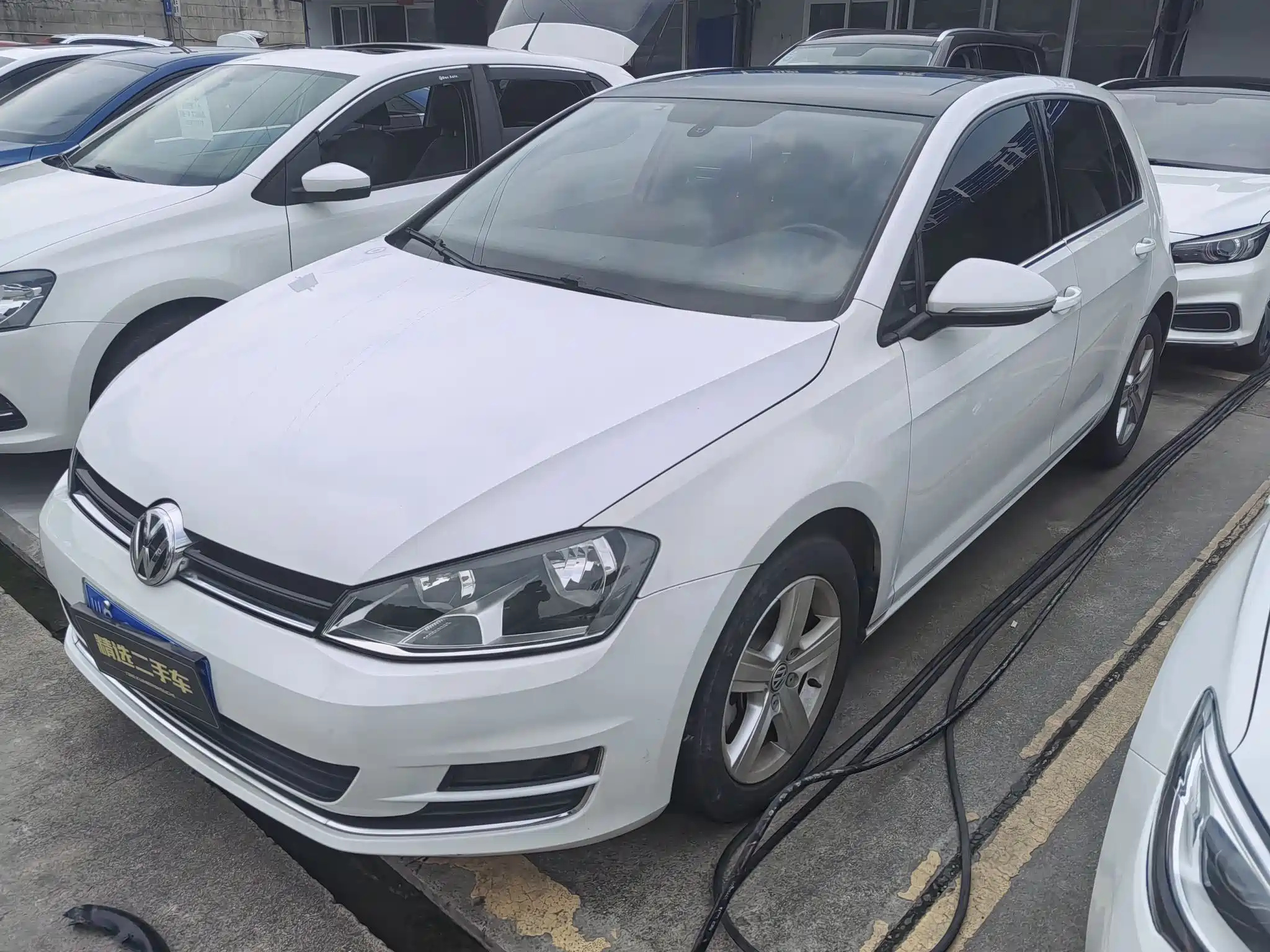 VOLKSWAGEN GOLF 2015