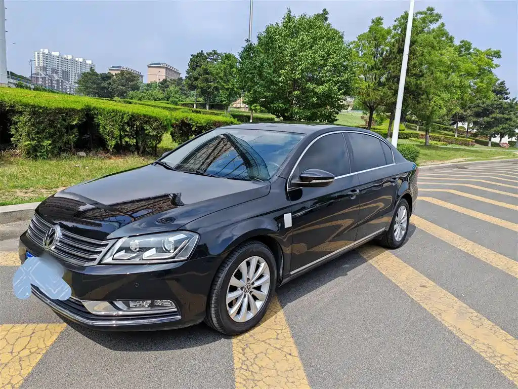 VOLKSWAGEN MAGOTAN 2015