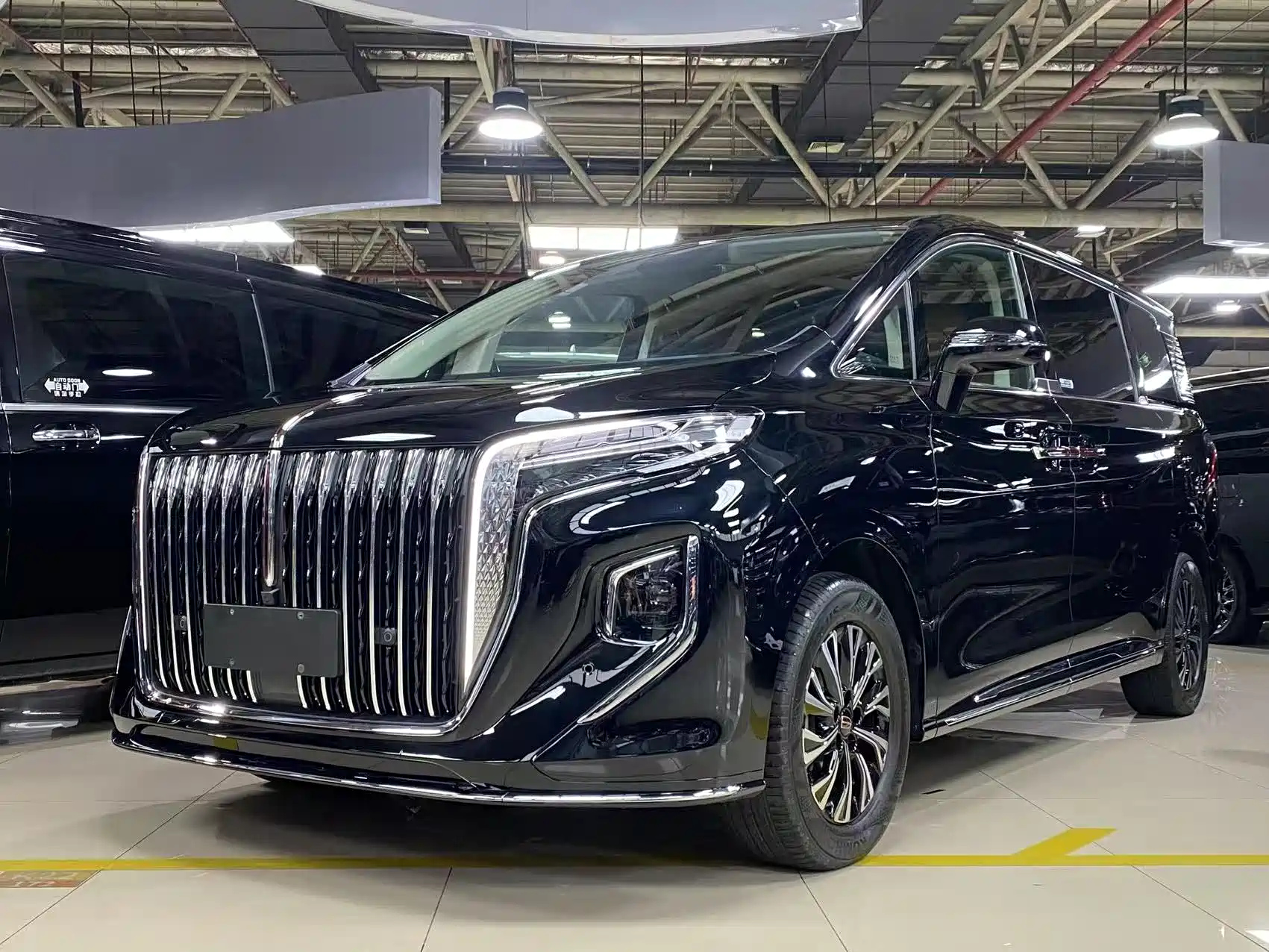 HONGQI HQ9 PHEV 2024
