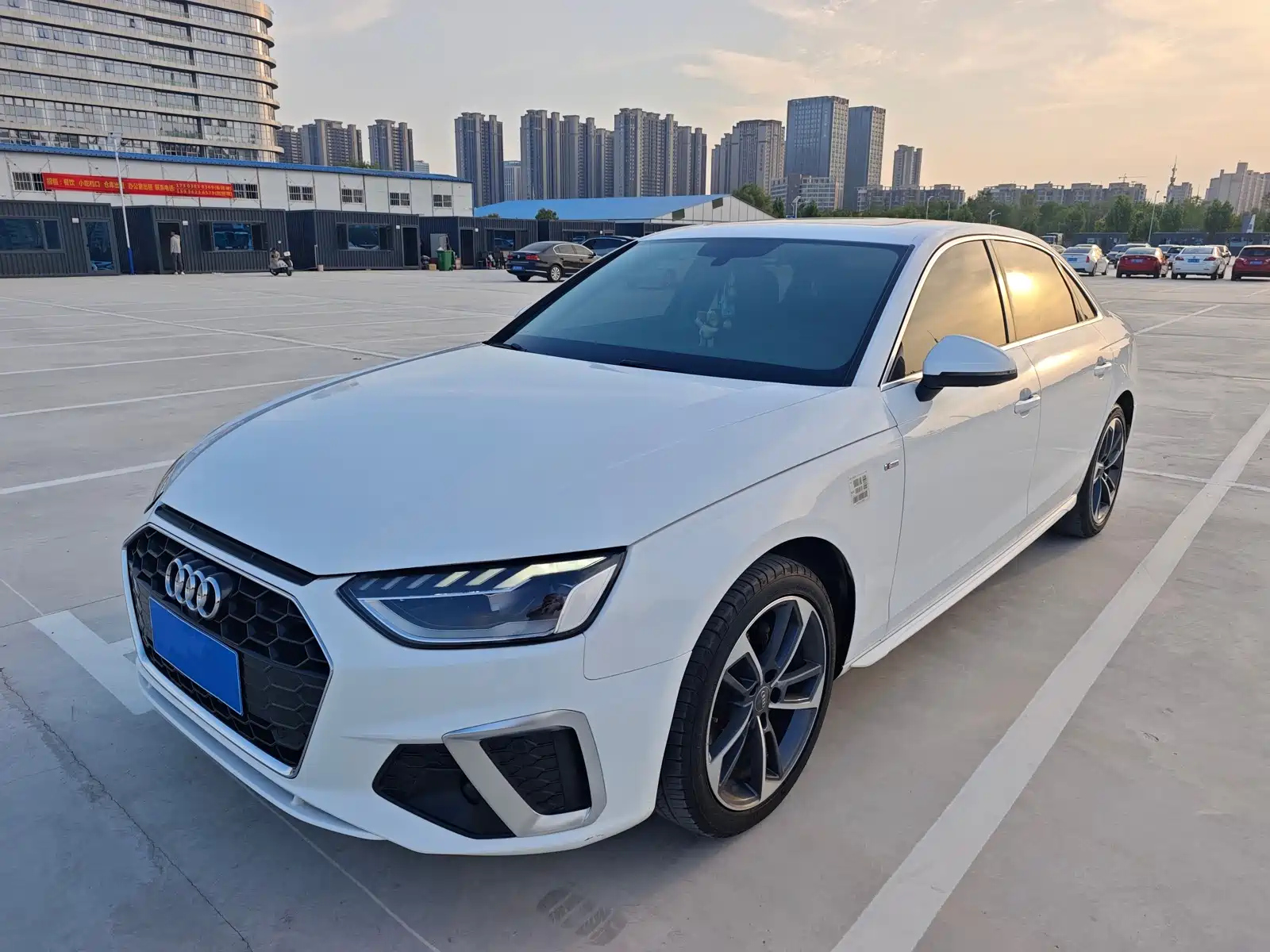 AUDI A4L 2022