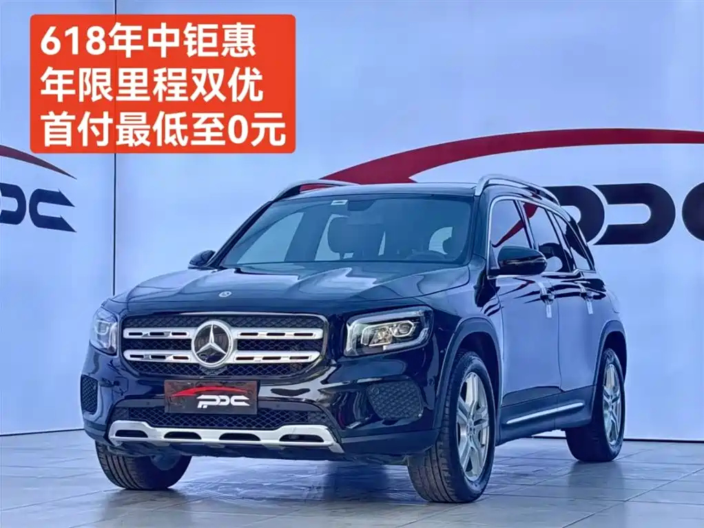 MERCEDES BENZ GLB 2023