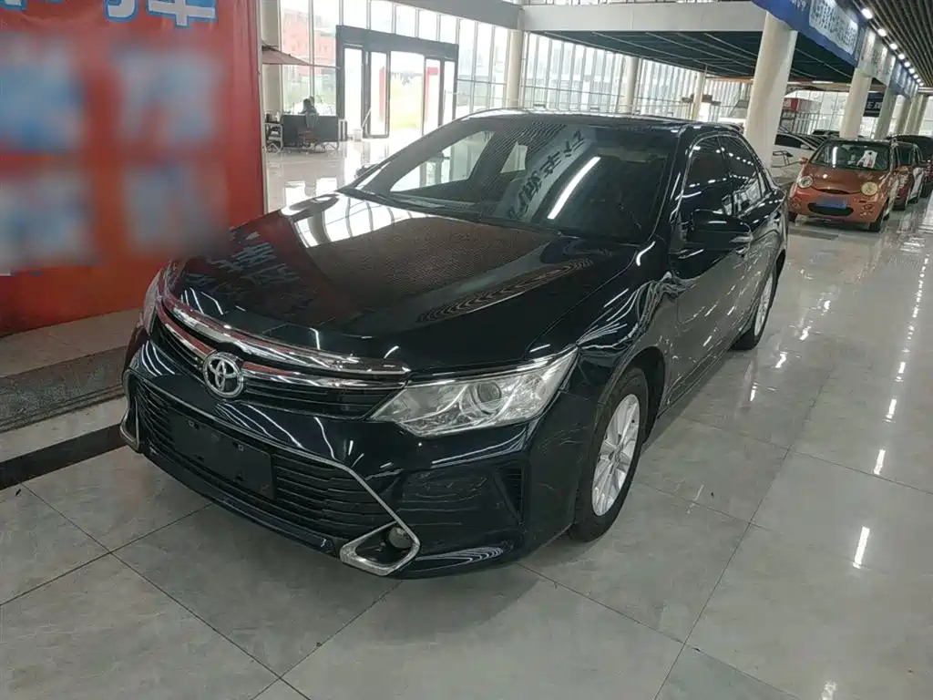 TOYOTA CAMRY 2016