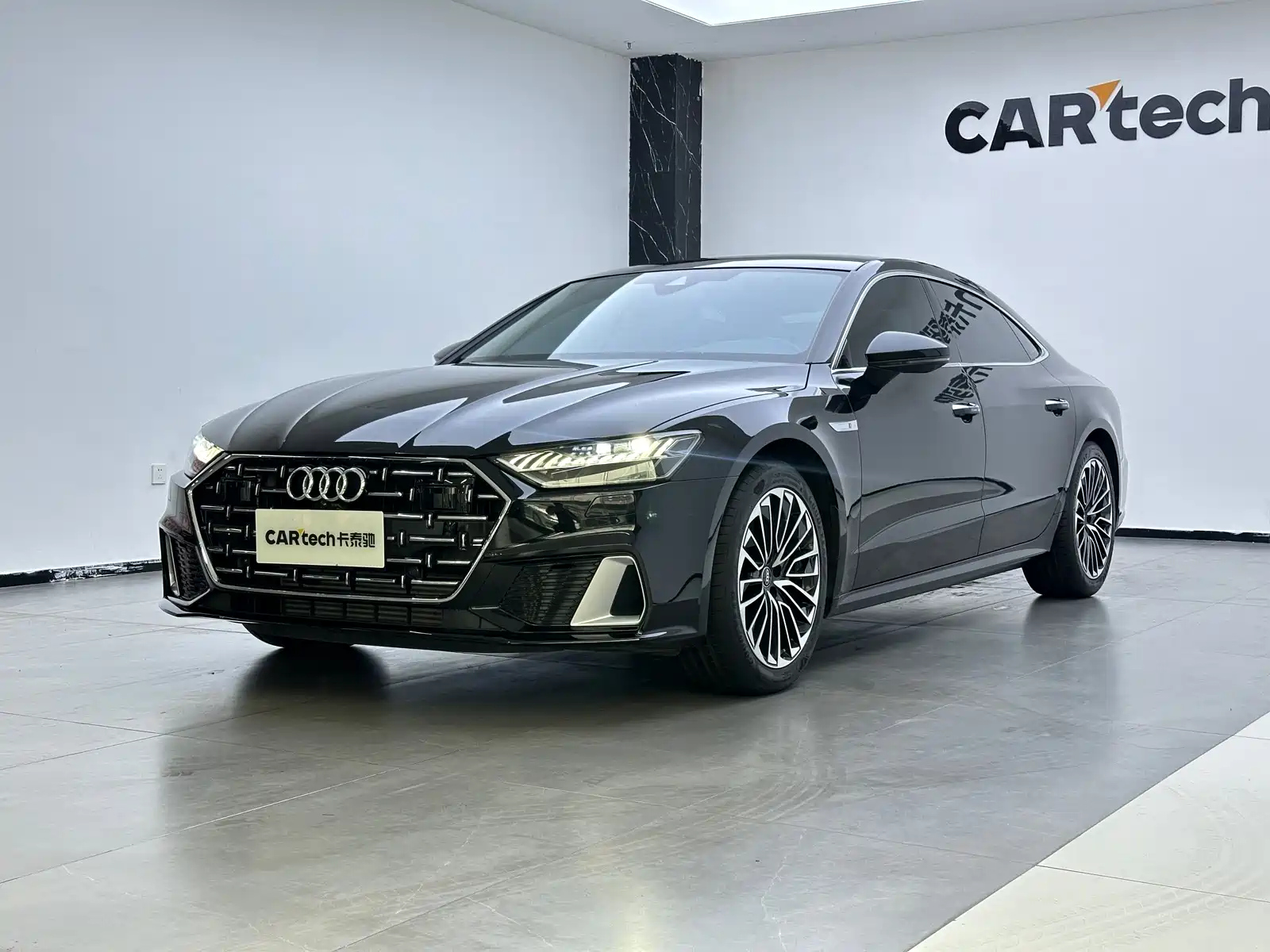 AUDI A7L 2024
