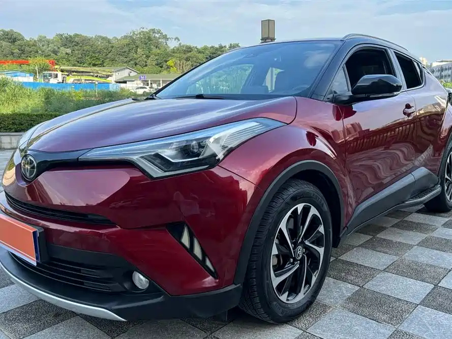 TOYOTA IZOA 2018