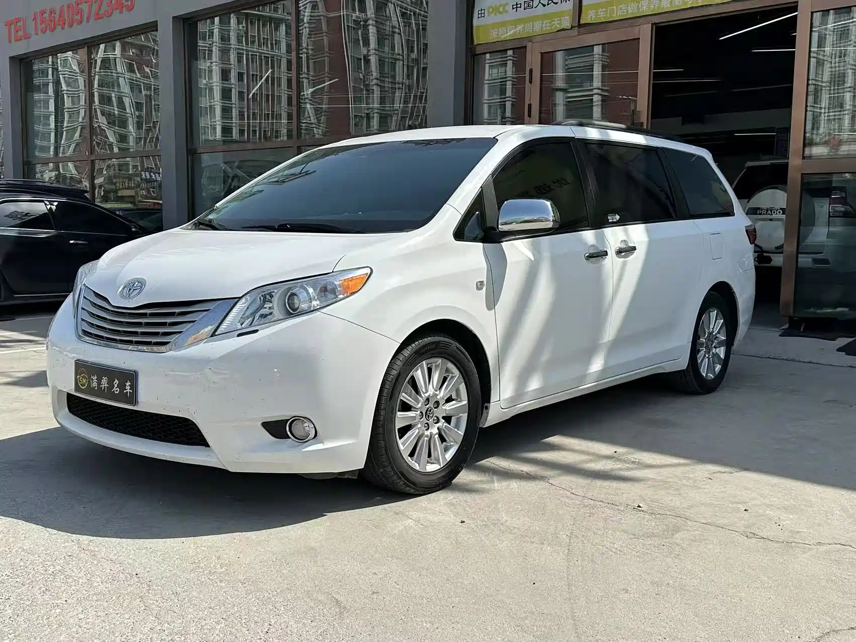 TOYOTA SIENNA 2015