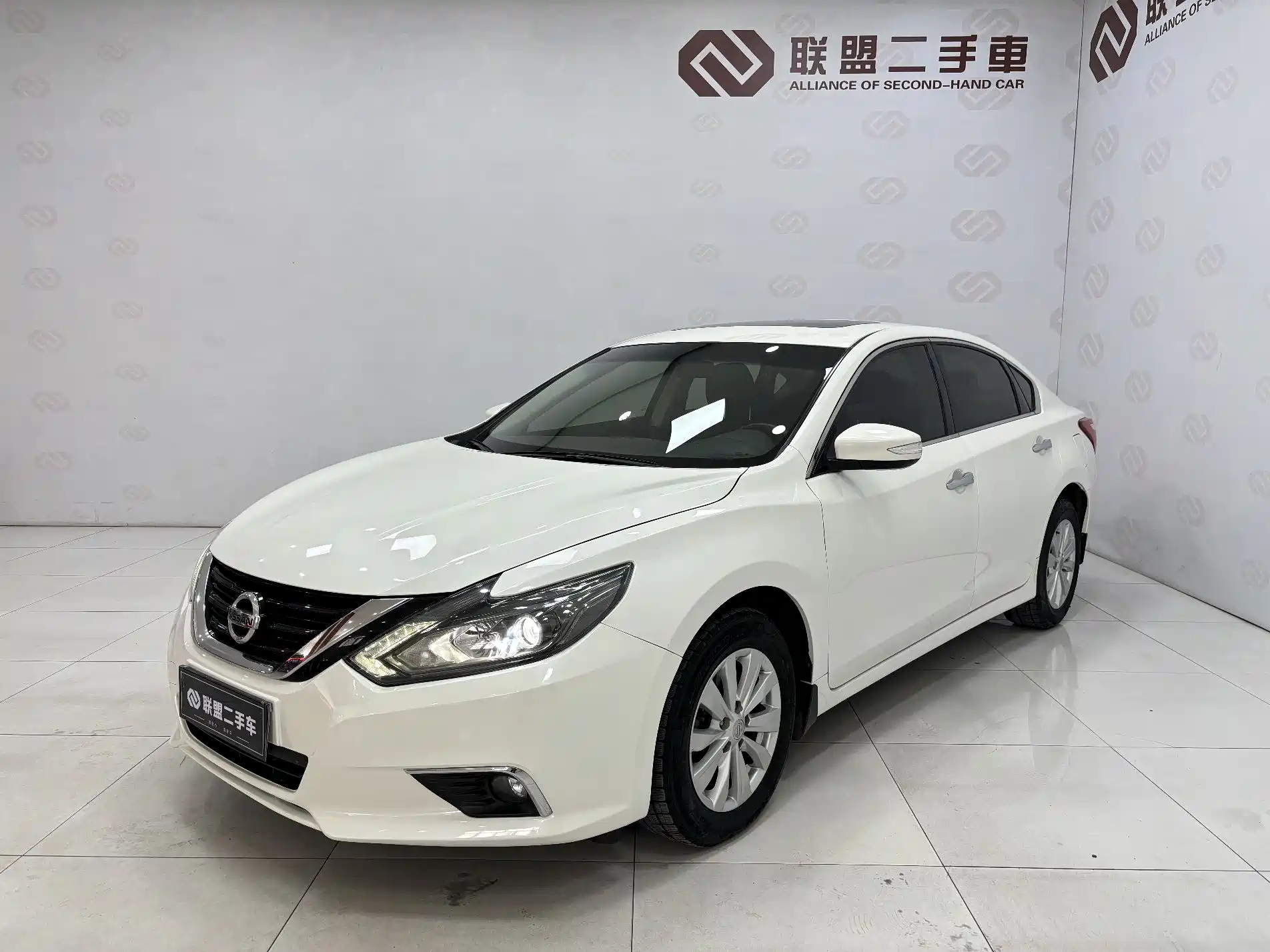 NISSAN TEANA 2016