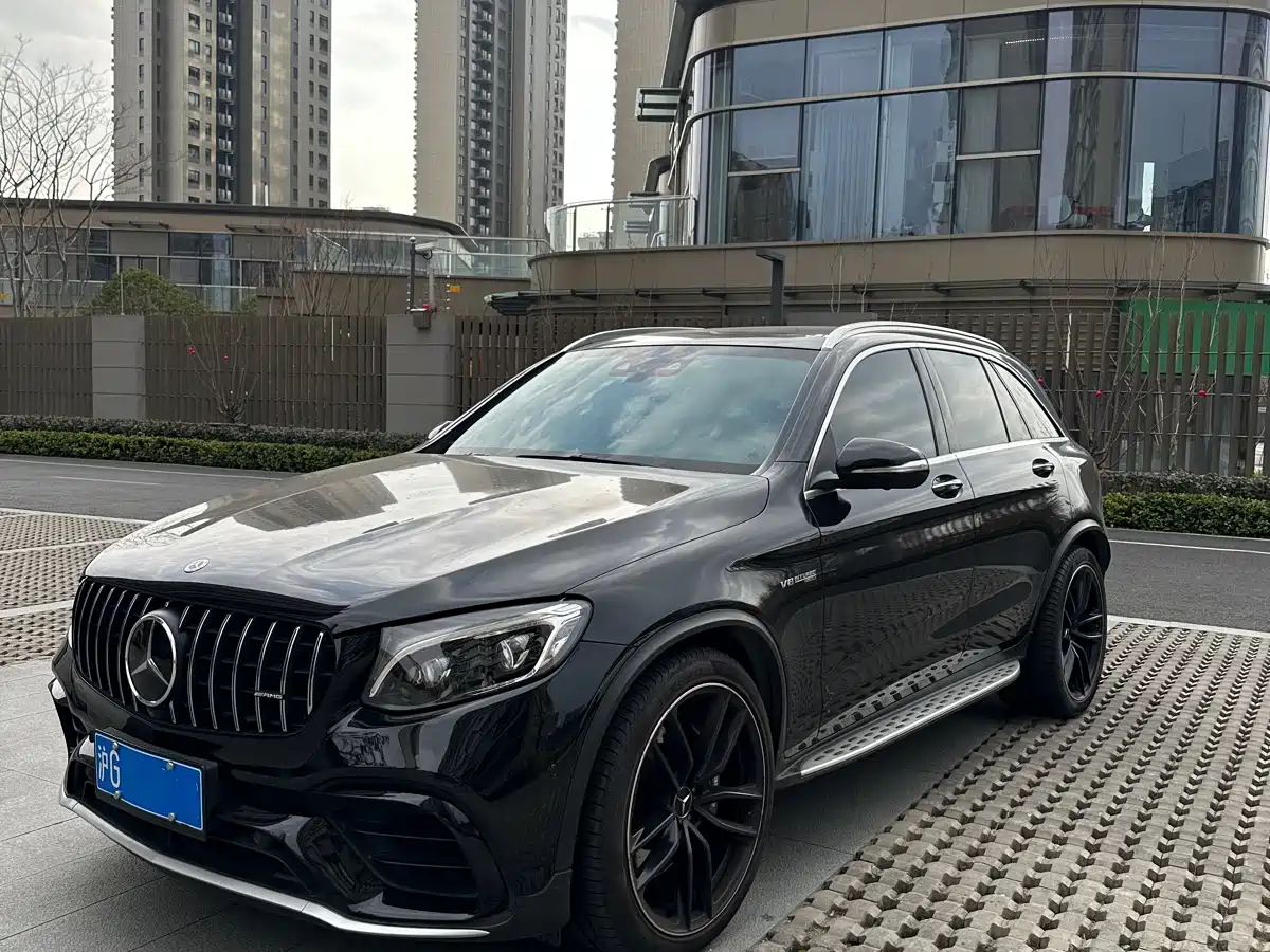 MERCEDES BENZ GLC AMG 2018
