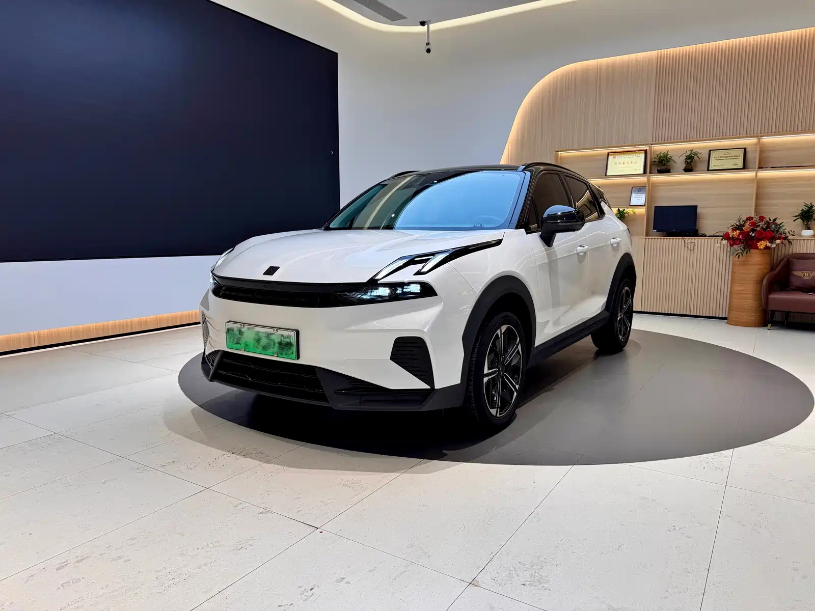 LYNK 06 NEW ENERGY 2023