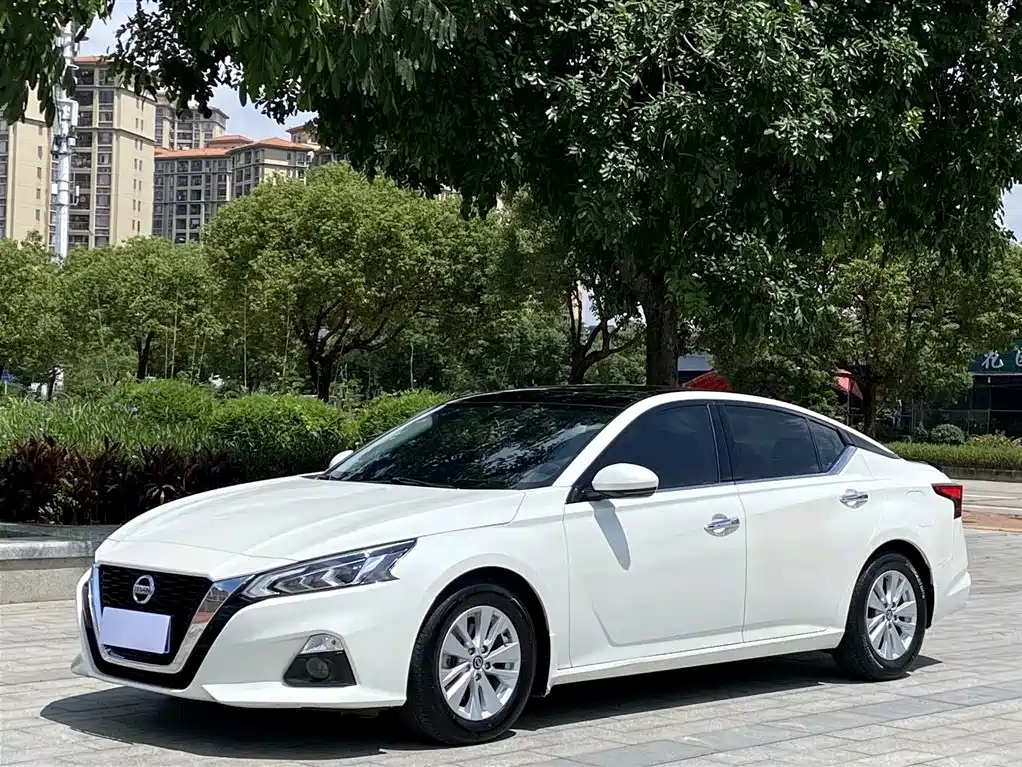 NISSAN TEANA 2019
