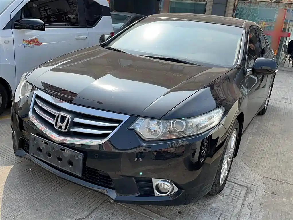 HONDA SI PLATINUM 2013