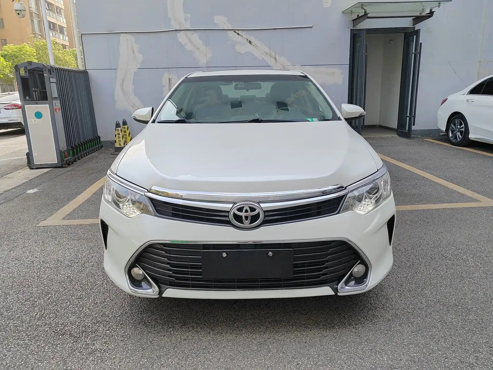 TOYOTA CAMRY 2015