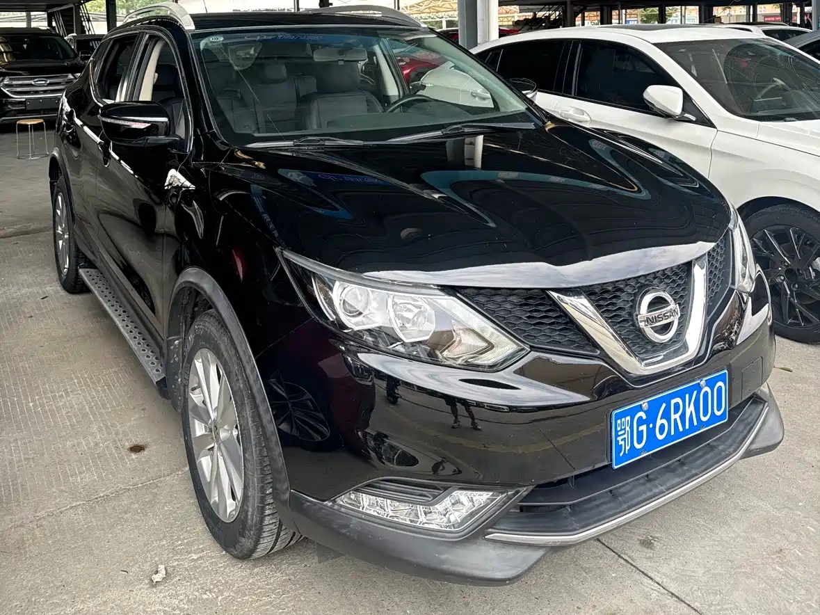NISSAN QASHQAI 2016