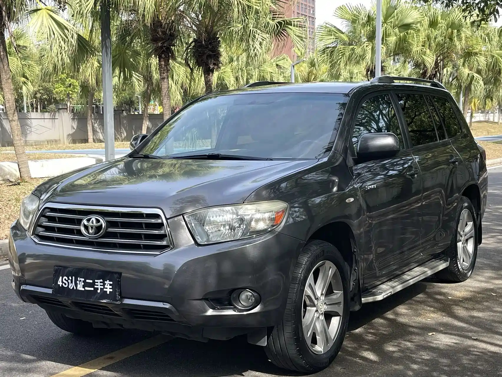 TOYOTA HIGHLANDER 2011