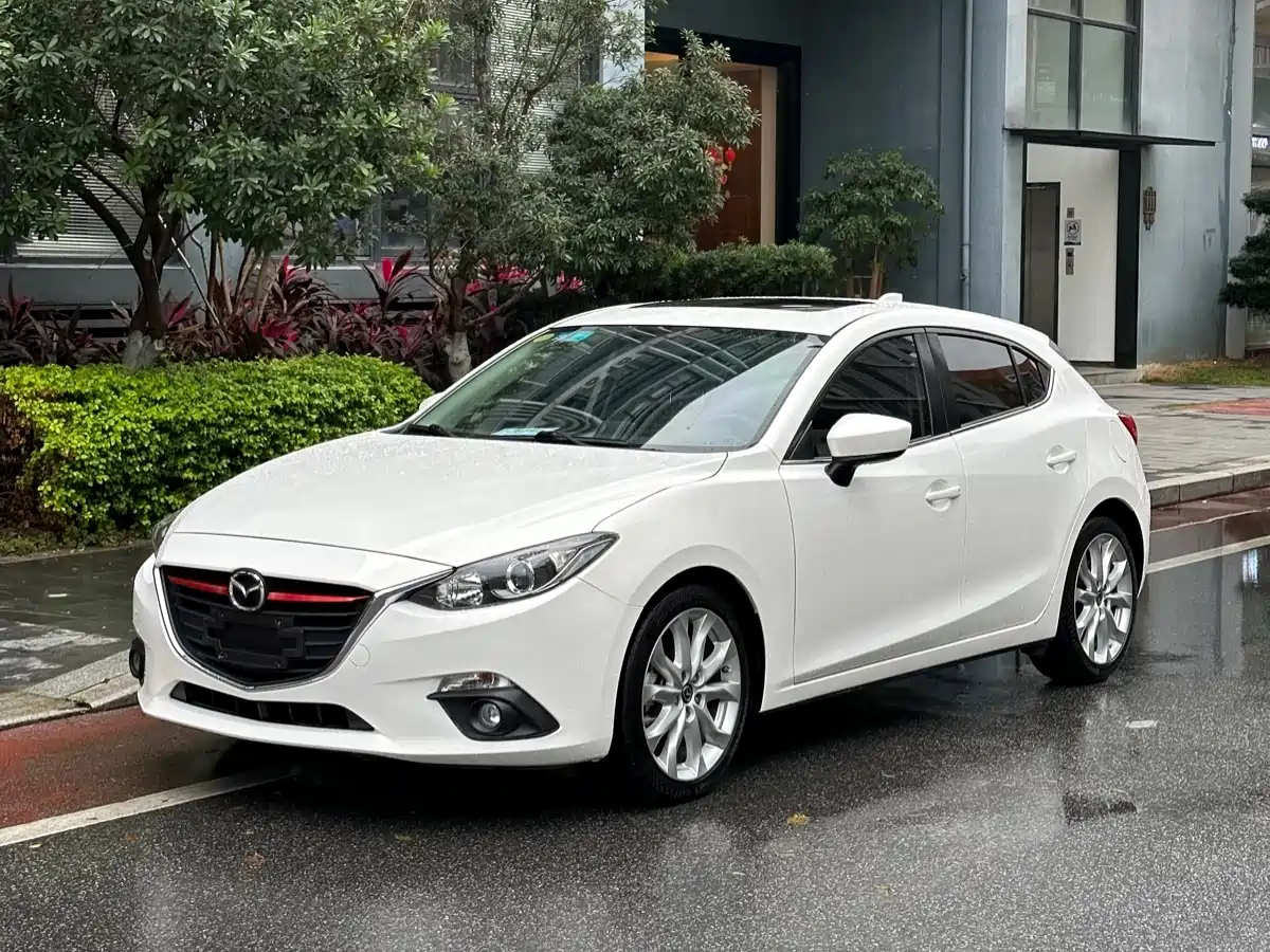 MAZDA 3 AXELA 2016