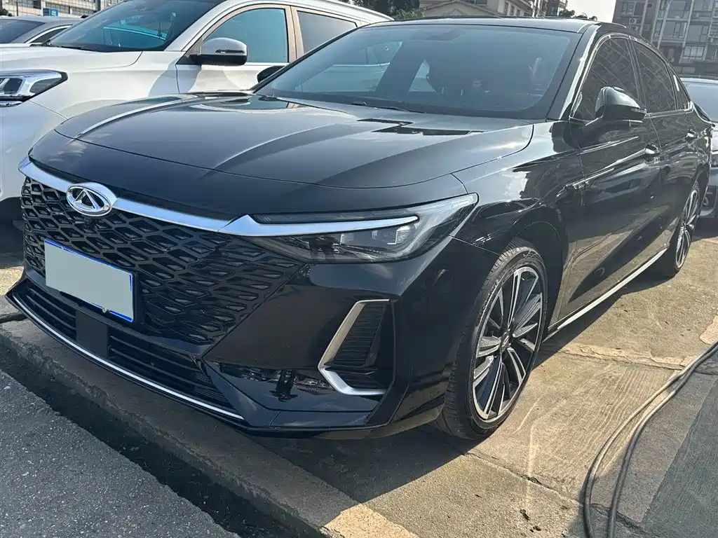 CHERY ARRIZO 8