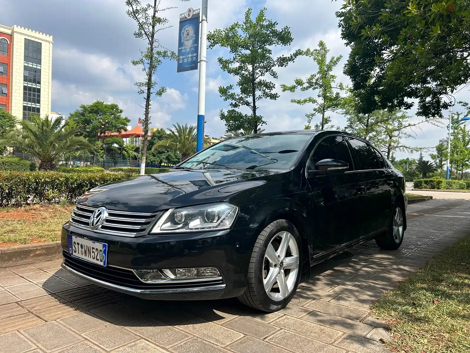 VOLKSWAGEN MAGOTAN 2015