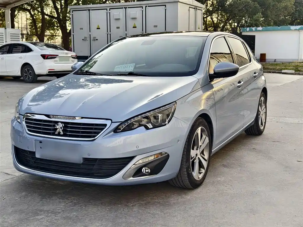 PEUGEOT 308S 2015