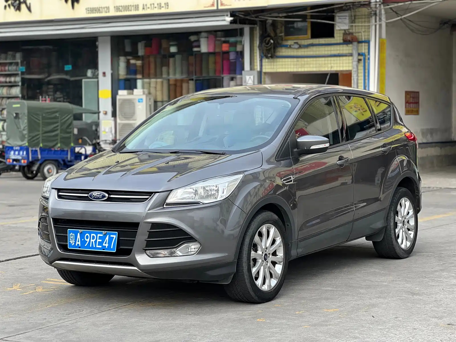FORD ESCAPE 2015