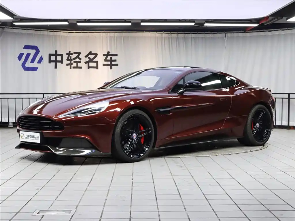 ASTON MARTIN VANQUISH 2013