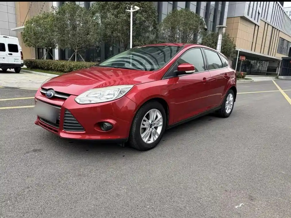FORD FOCUS 2012