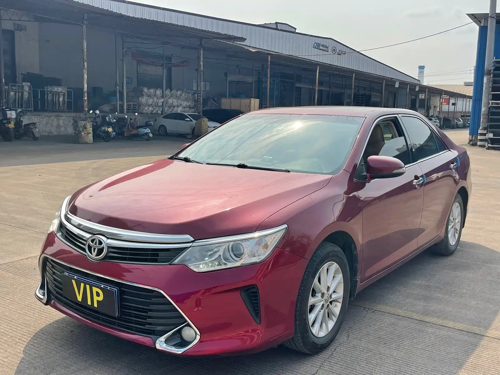 TOYOTA CAMRY 2015