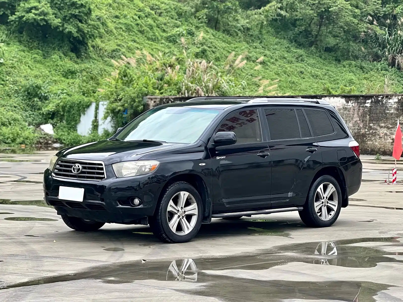 TOYOTA HIGHLANDER
