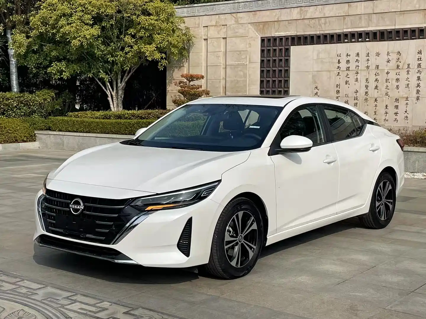NISSAN SYLPHY 2023