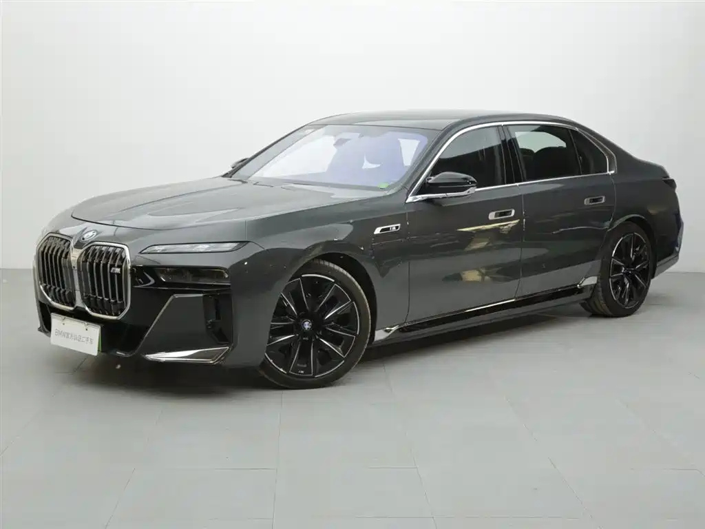 BMW M760LE 2023
