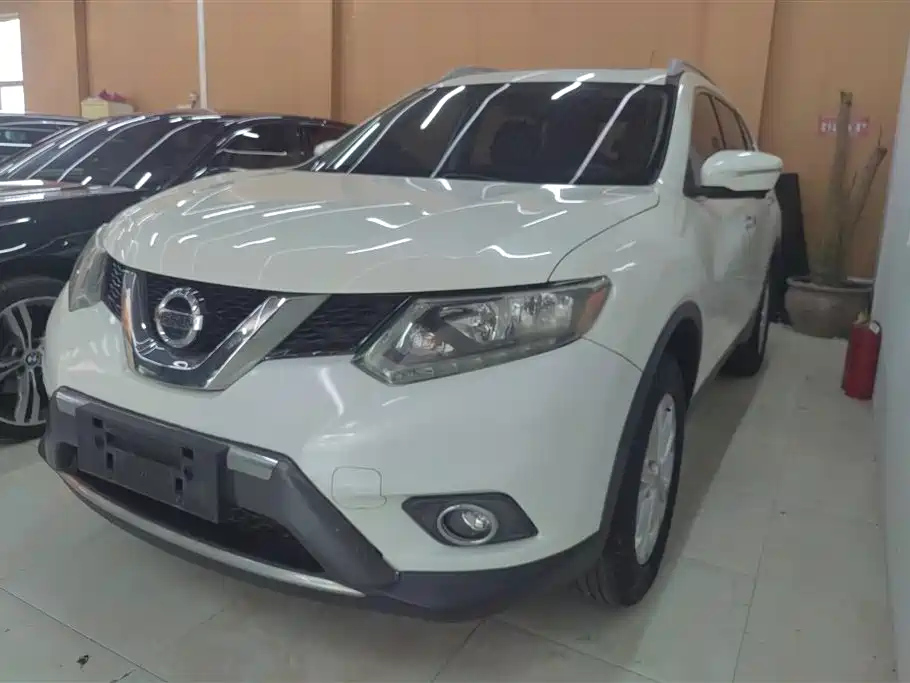 NISSAN X-TRAIL 2015