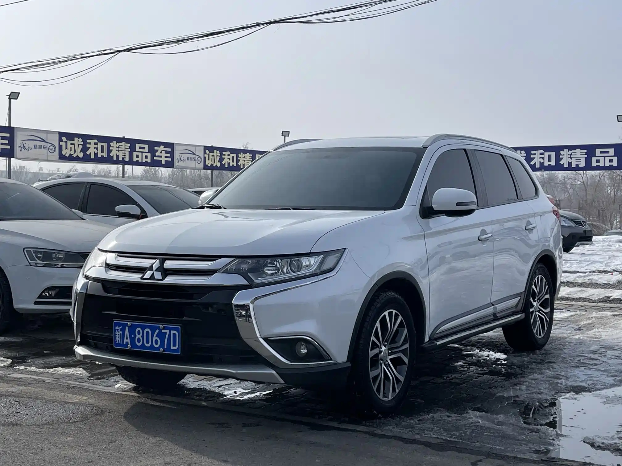 MITSUBISHI OUTLANDER 2018