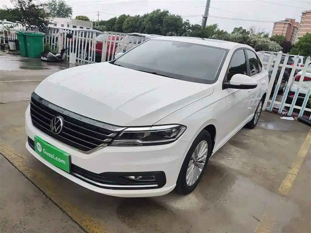 VOLKSWAGEN LAVIDA 2021