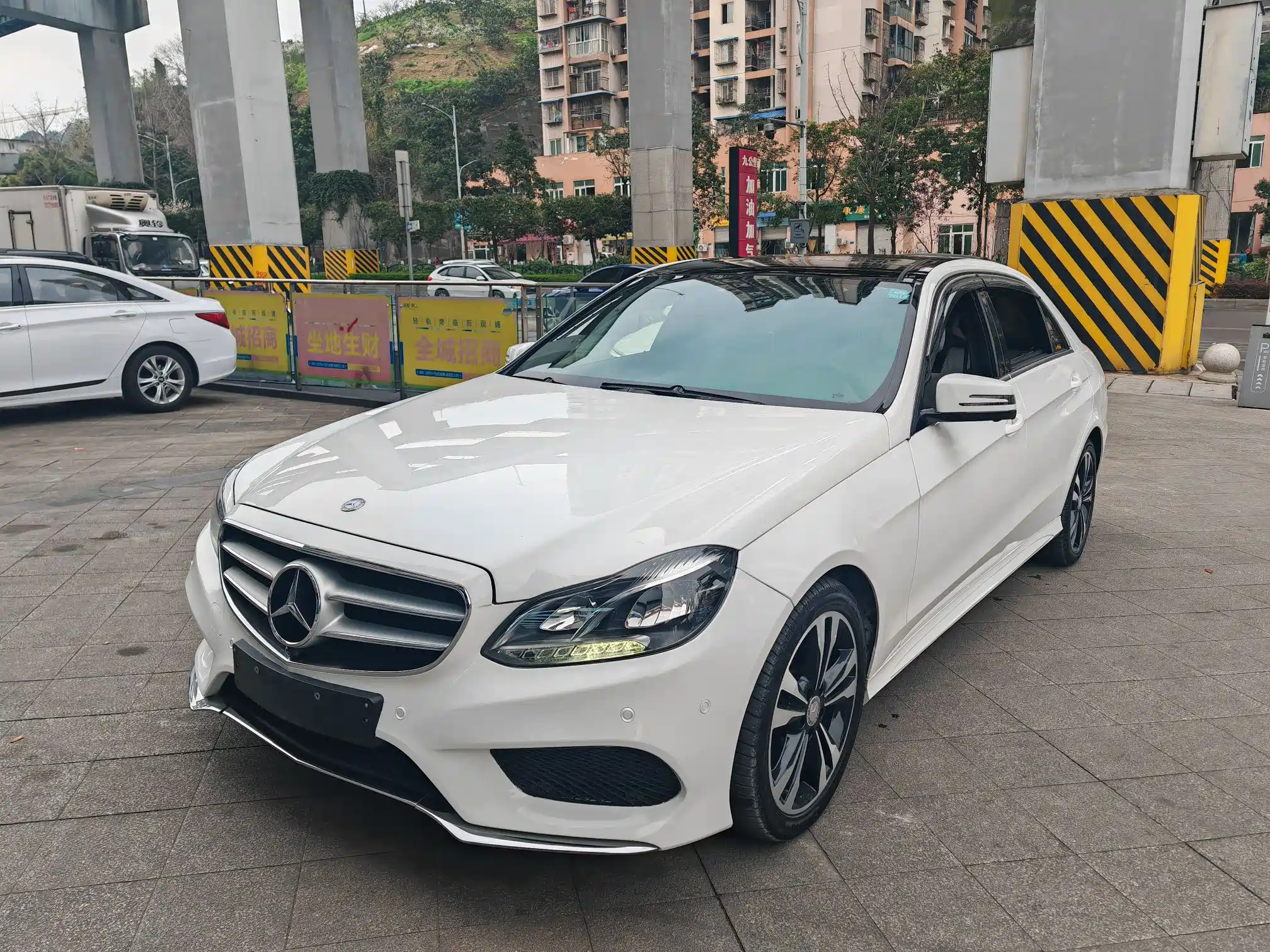 MERCEDES BENZ E-CLASS 2014