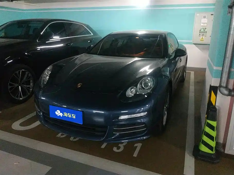 PORSCHE PANAMERA 2014