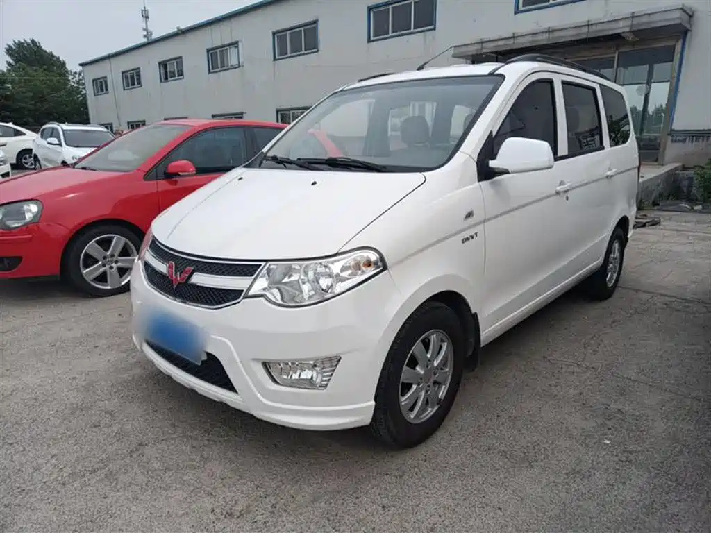 SGMW WULING HONGGUANG 2014