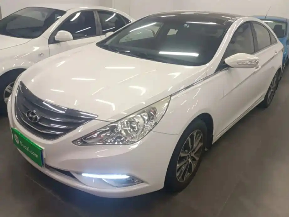 HYUNDAI SONATA 2013