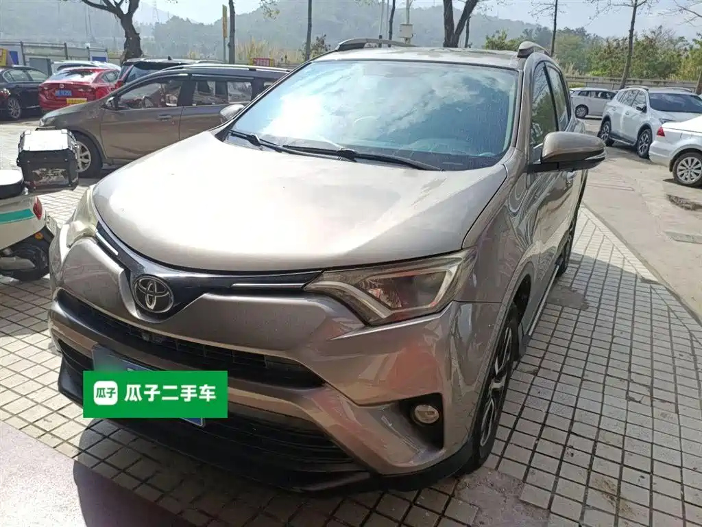 TOYOTA RAV4 RONGFANG 2016