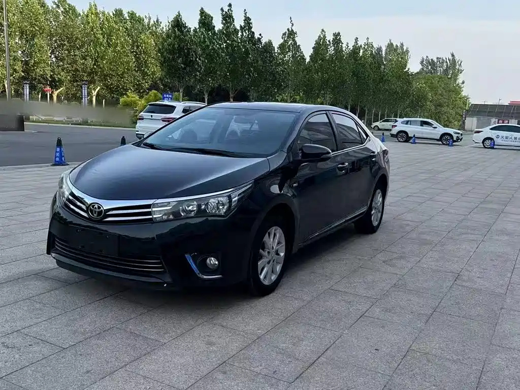 TOYOTA COROLLA 2014
