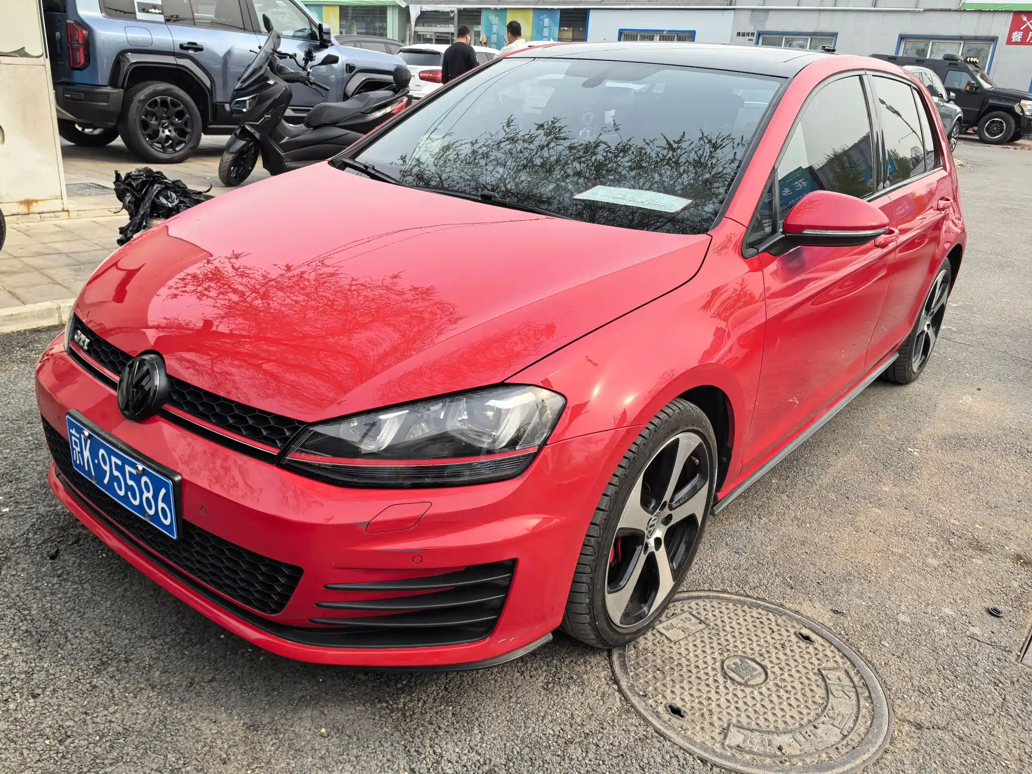 VOLKSWAGEN GOLF GTI 2016