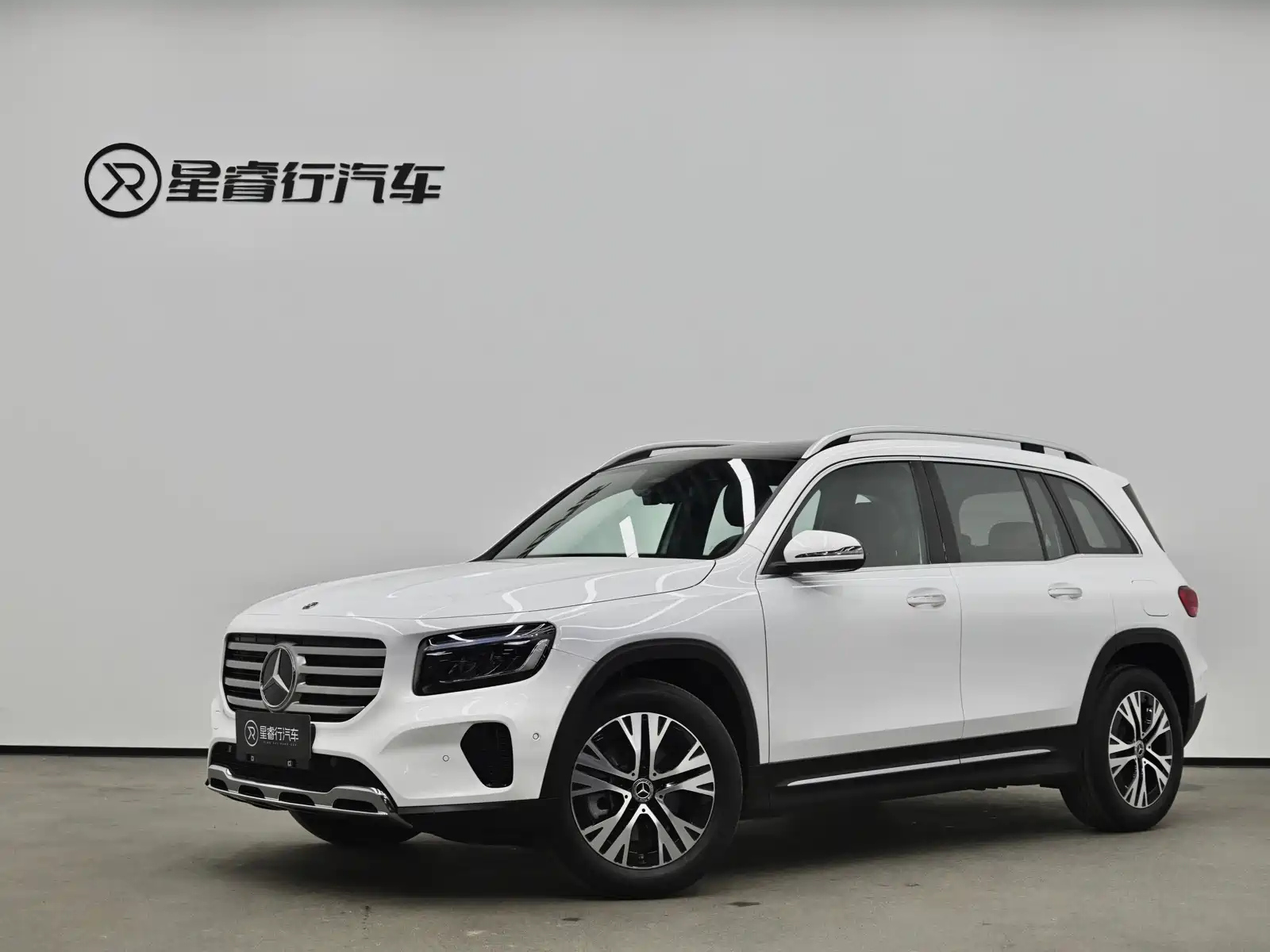 MERCEDES BENZ GLB 2024