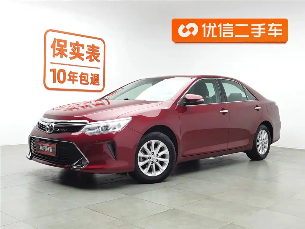 TOYOTA CAMRY 2016