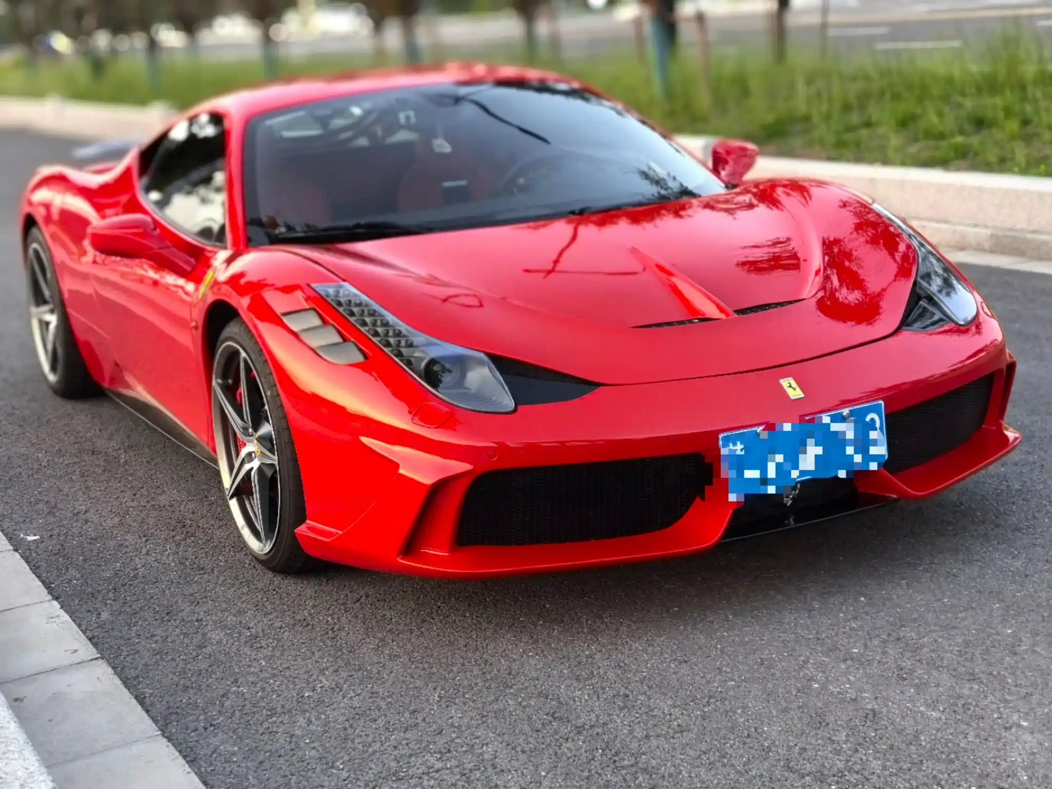 FERRARI 458