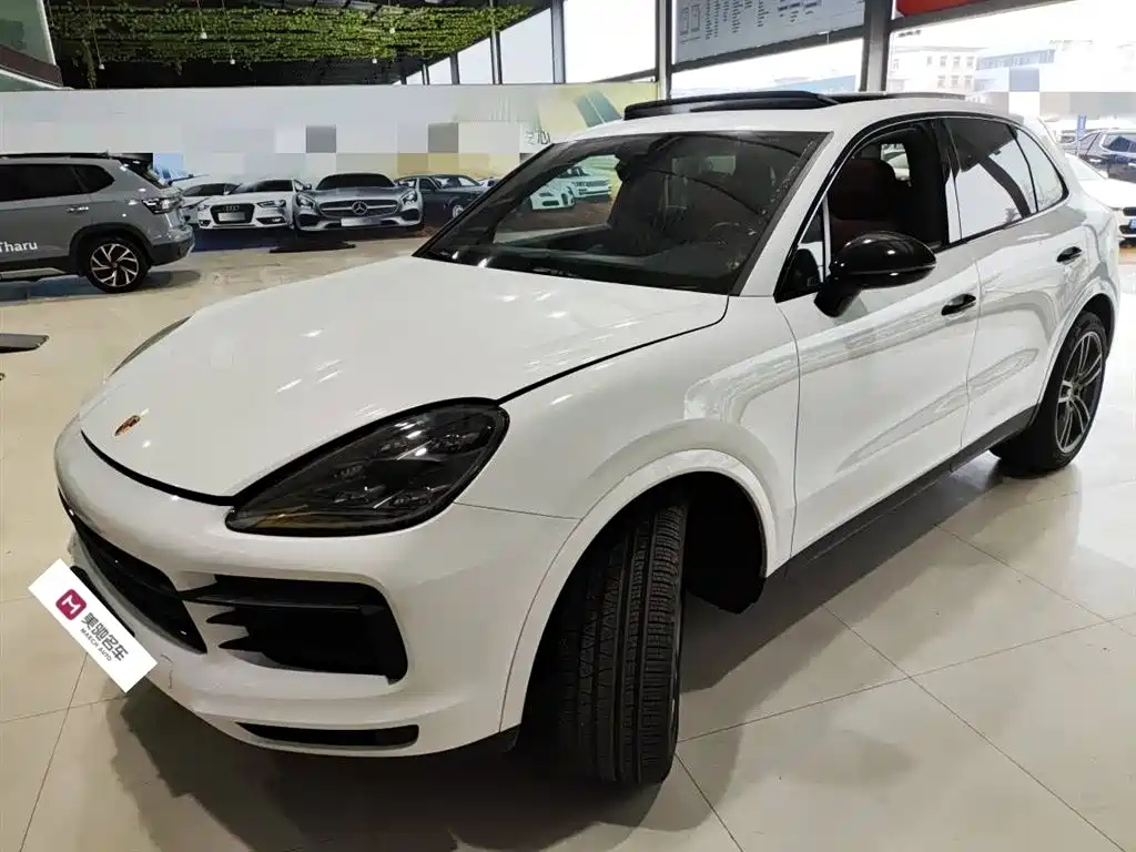 PORSCHE CAYENNE 2019