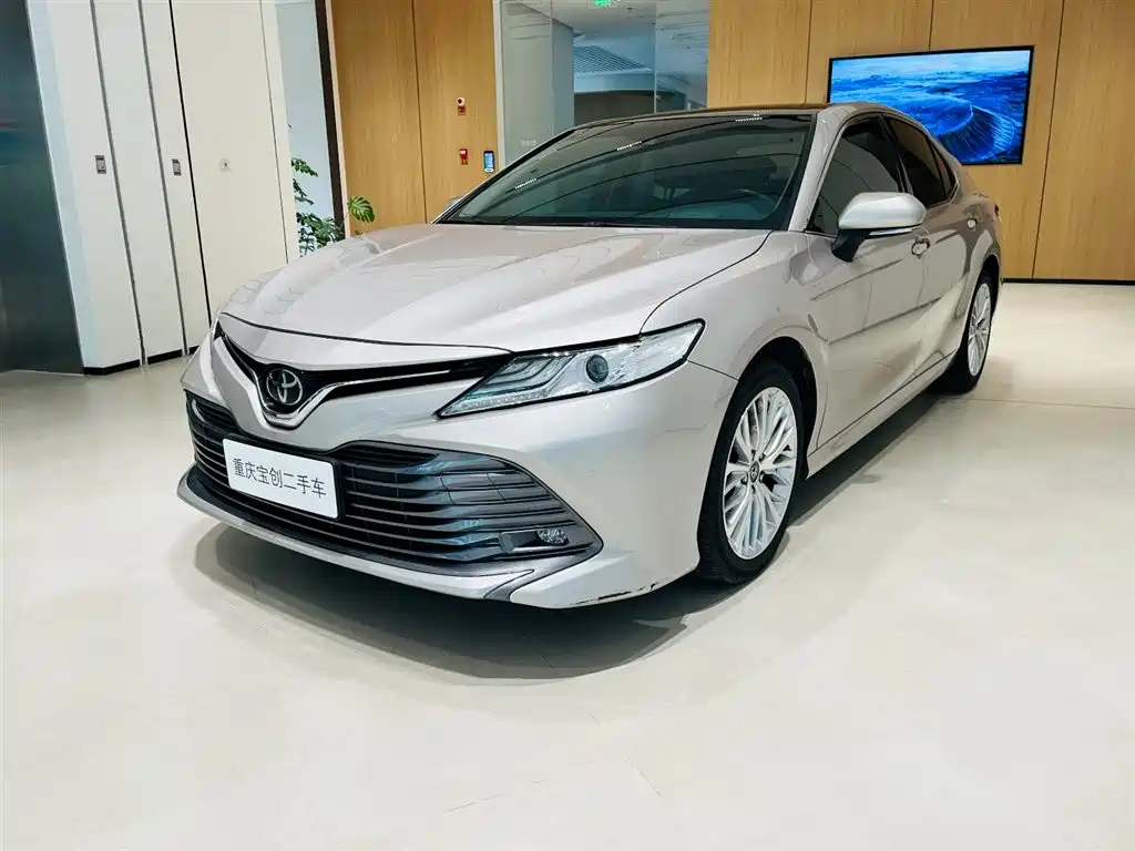 TOYOTA CAMRY 2018