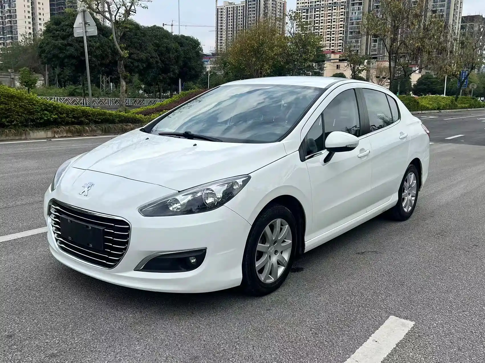 PEUGEOT 308 2013